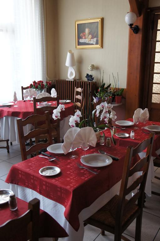 Hotel Le Commerce Bagneres-de-Bigorre Ngoại thất bức ảnh